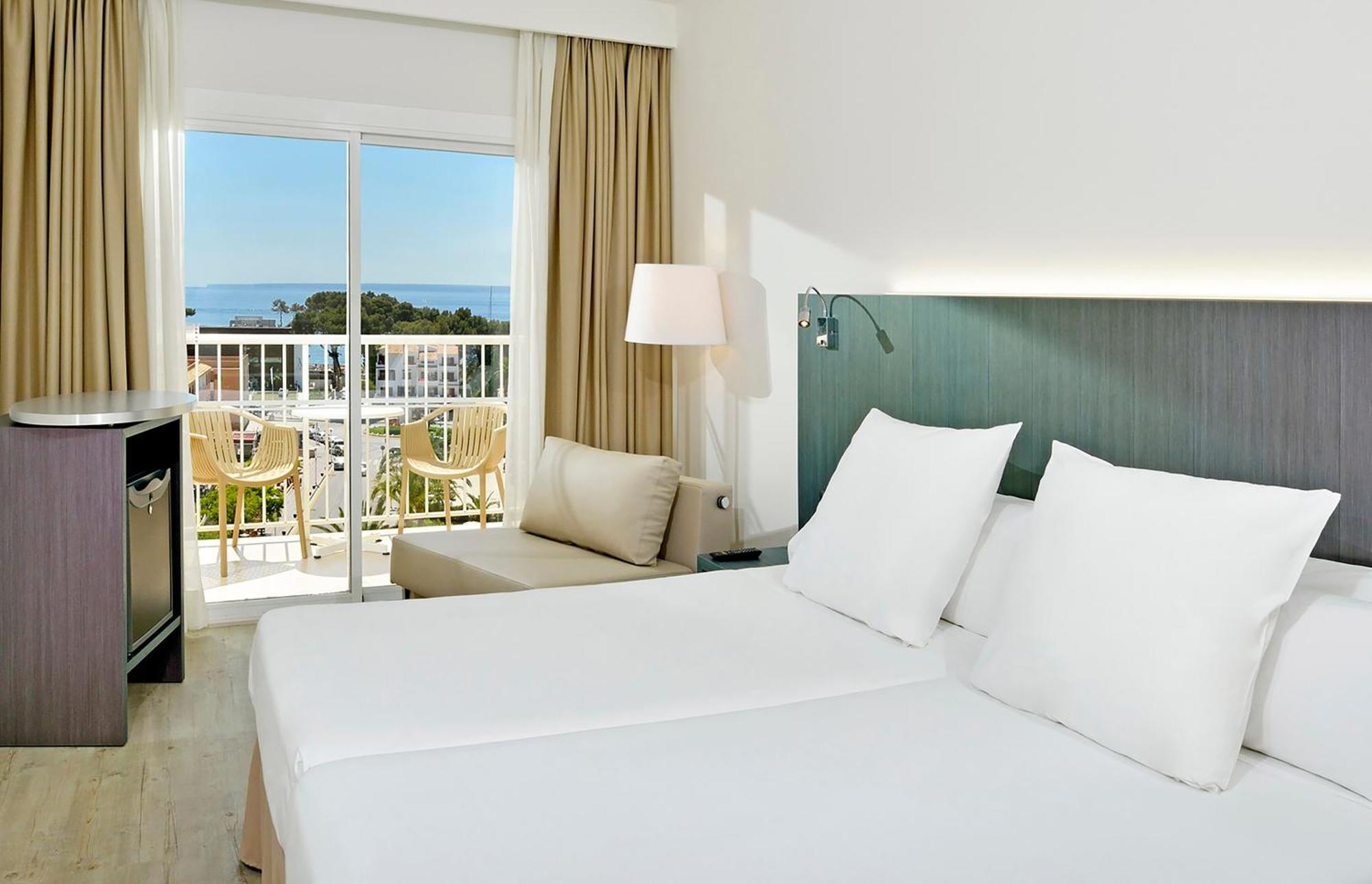 Sol Sea View Room